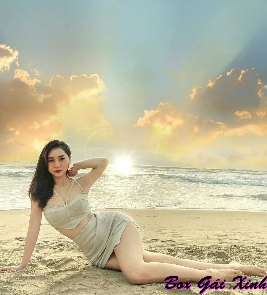 Hình ảnh Kim Chi Hoàng bikini nóng bỏng 13